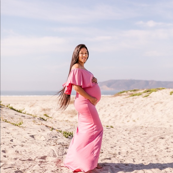 Pink Maternity Gown - Picture 3 of 4